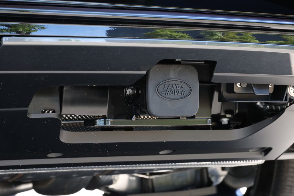 New 2026 Land Rover Range Rover SV AWD/4WD image 17