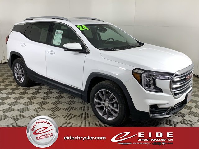 Used 2024 GMC Terrain SLT