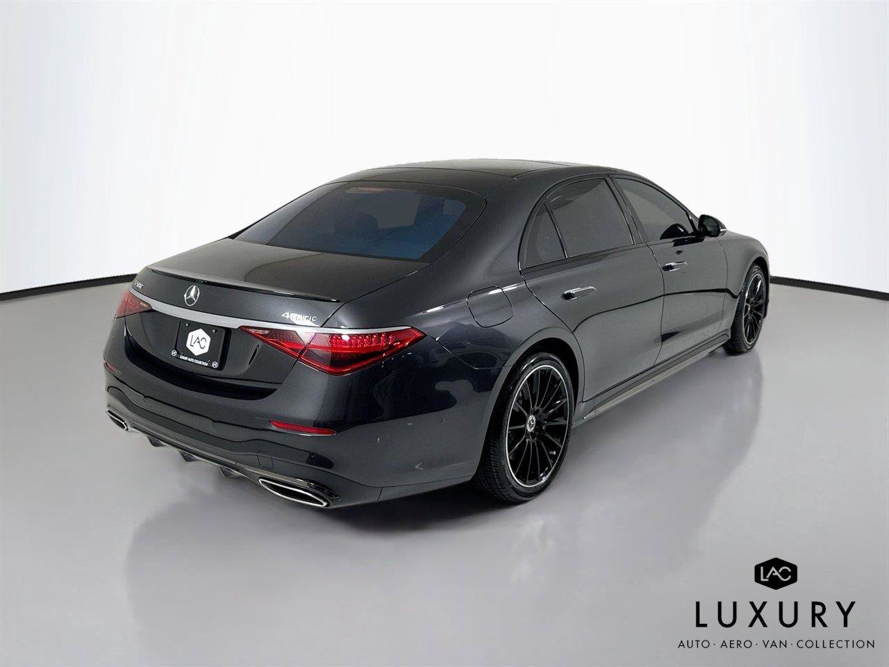 Used 2023 Mercedes-Benz S 500 4MATIC image 5