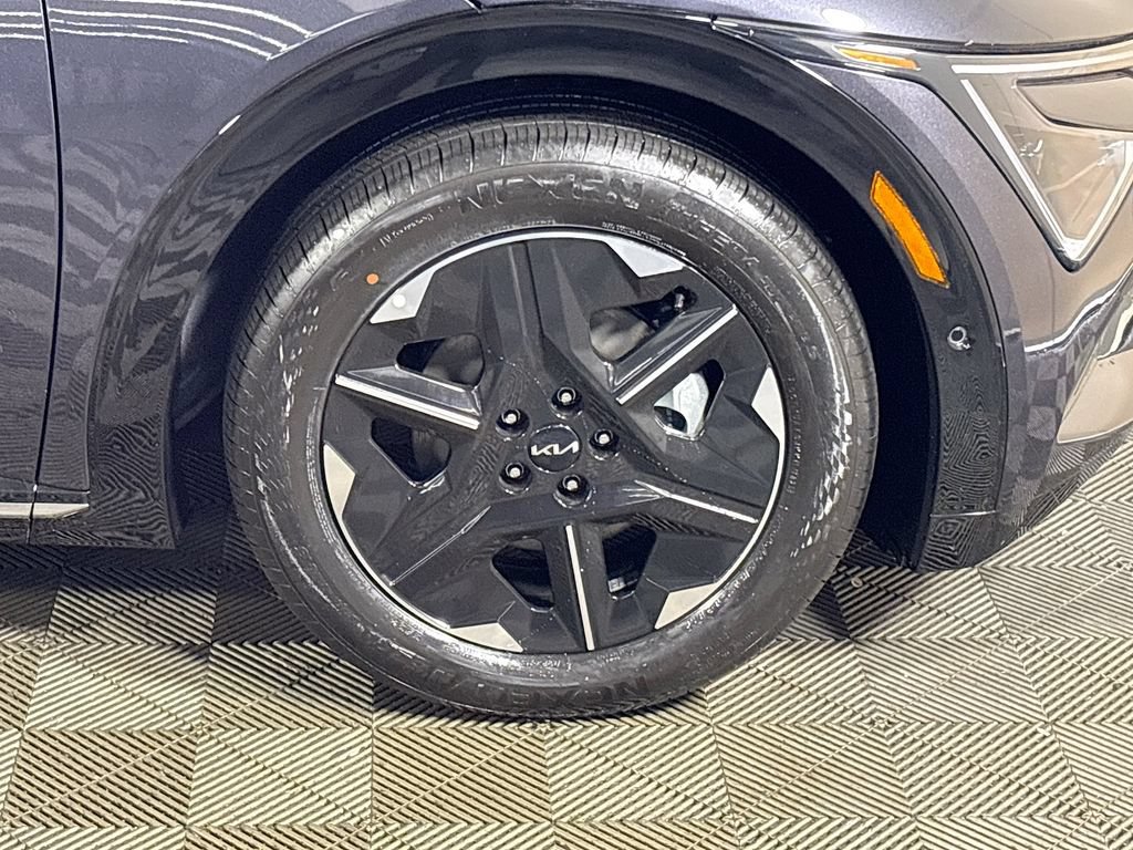 New 2026 Kia EV6 Wind AWD/4WD image 23