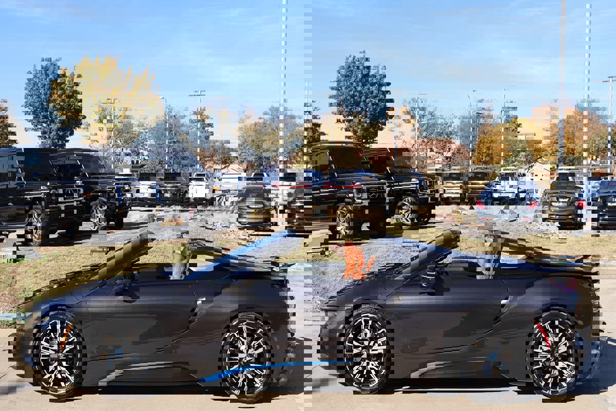 Used 2019 BMW i8 Roadster image 6