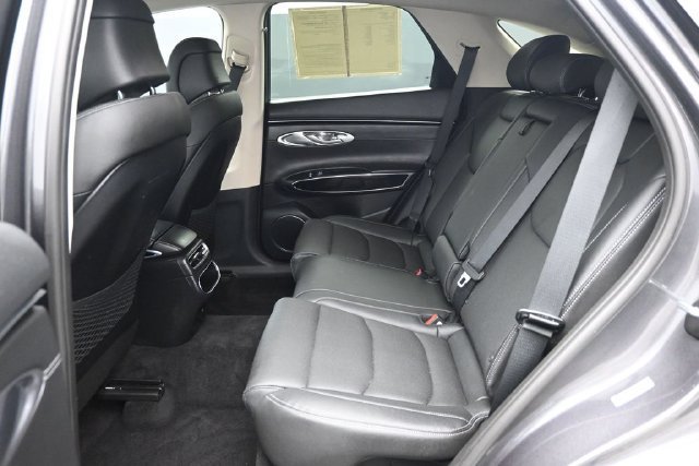 Used 2022 Genesis GV70 2.5T AWD/4WD image 13