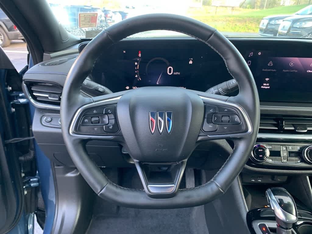 Used 2025 Buick Envista Sport Touring w/ Convenience I Package FWD image 14