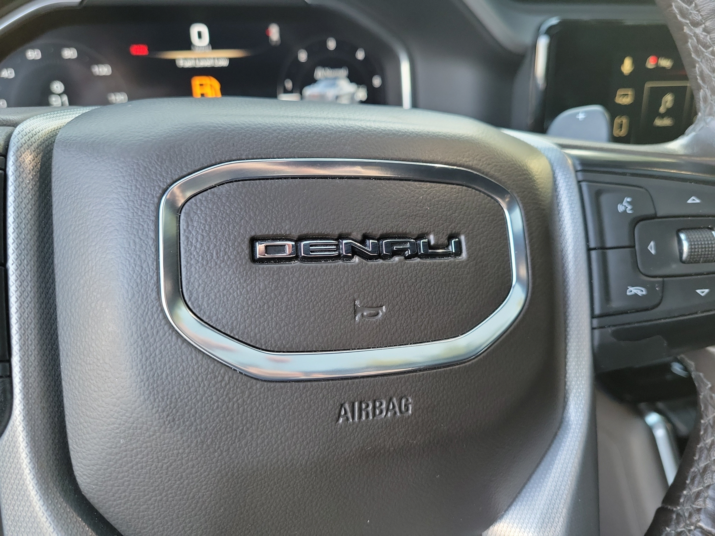 Used 2022 GMC Sierra 1500 Denali w/ Denali Reserve Package AWD/4WD image 28