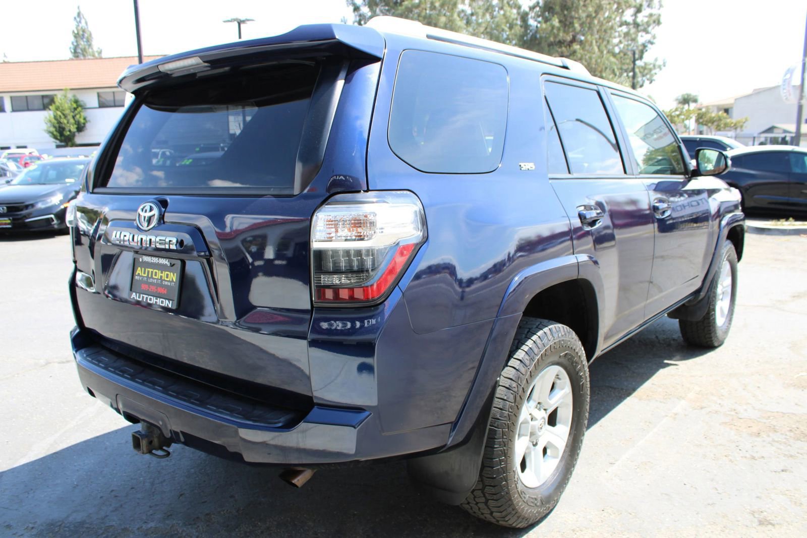 Used 2014 Toyota 4Runner SR5 Premium AWD/4WD image 8