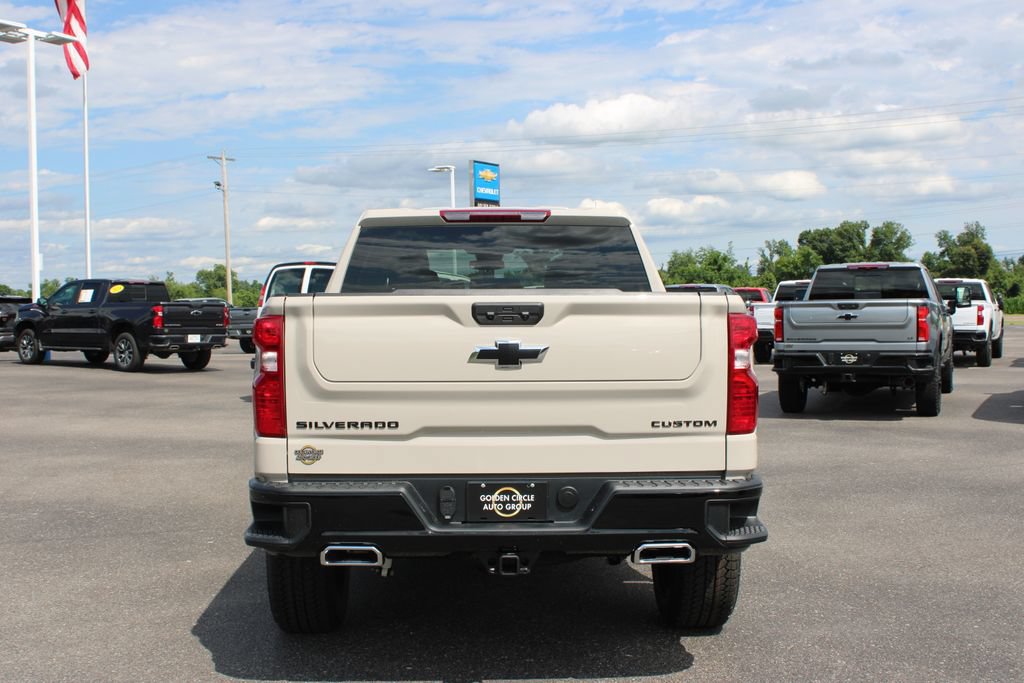 New 2026 Chevrolet Silverado 1500 Custom Trail Boss w/ LPO, Dark Essentials Package AWD/4WD image 8