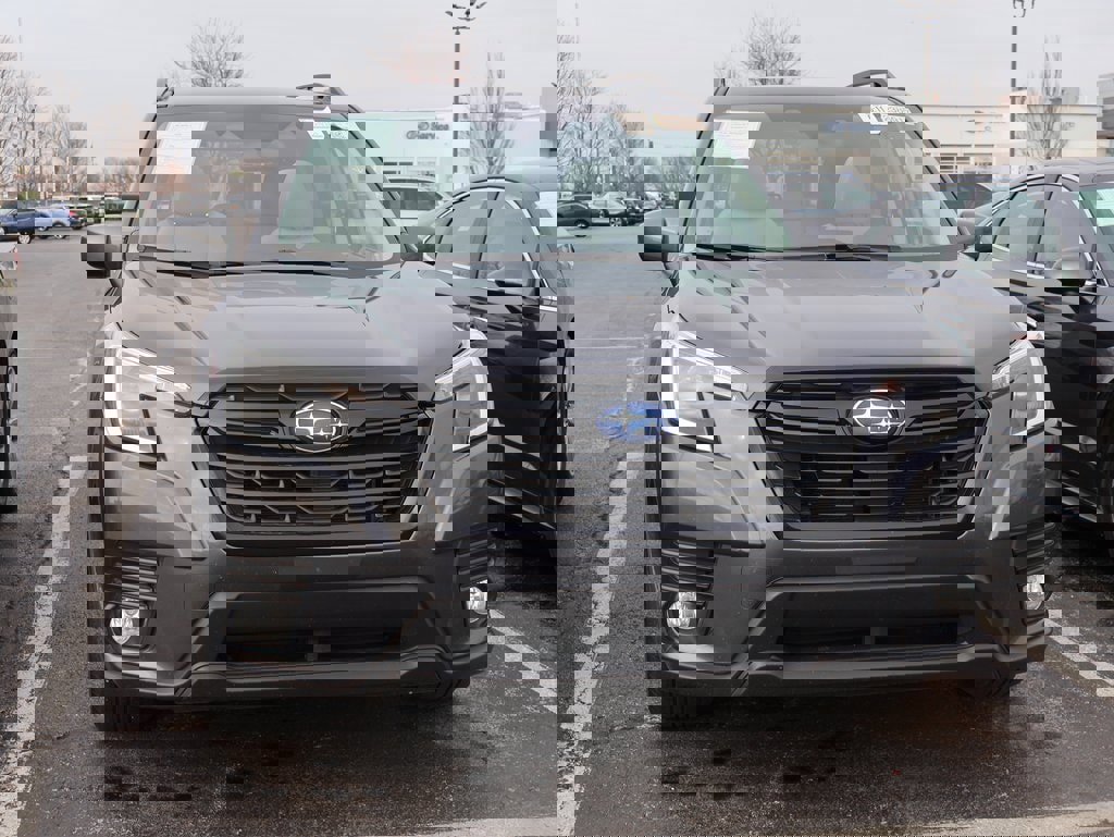 Used 2023 Subaru Forester Premium image 6