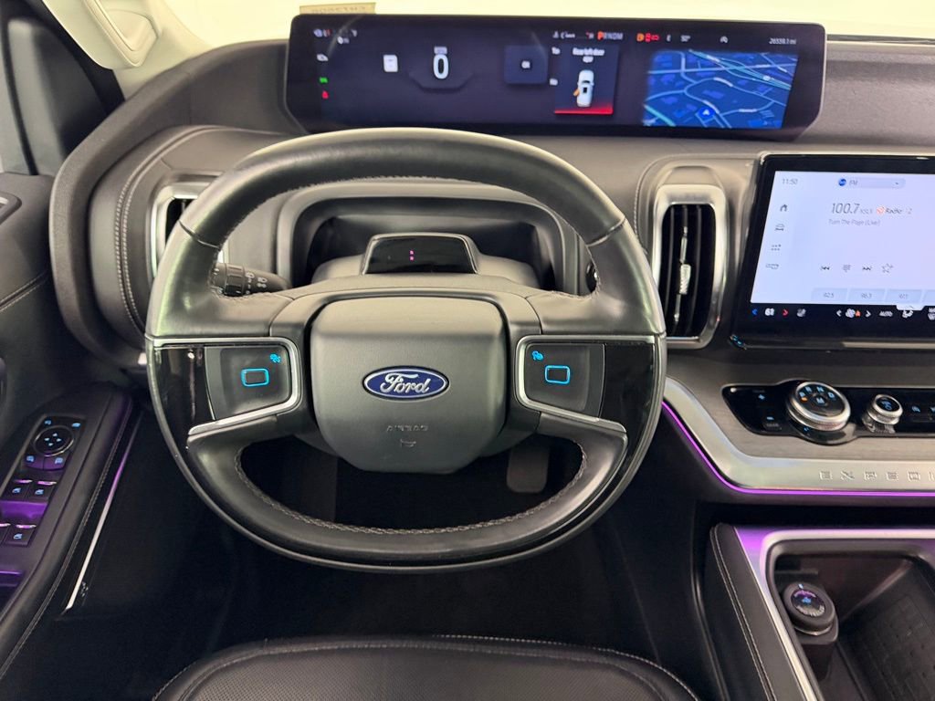 Used 2025 Ford Expedition Max Platinum image 13