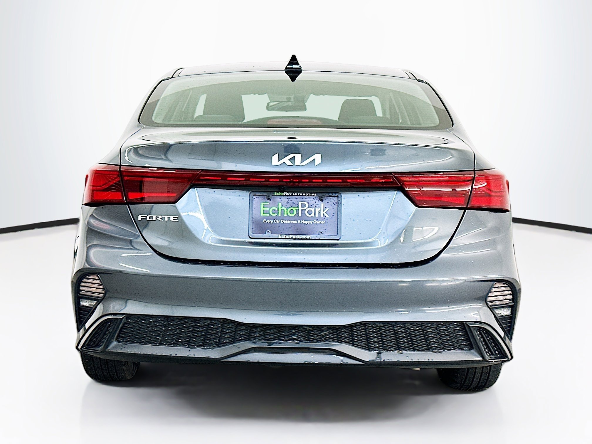 Used 2024 Kia Forte LXS image 7