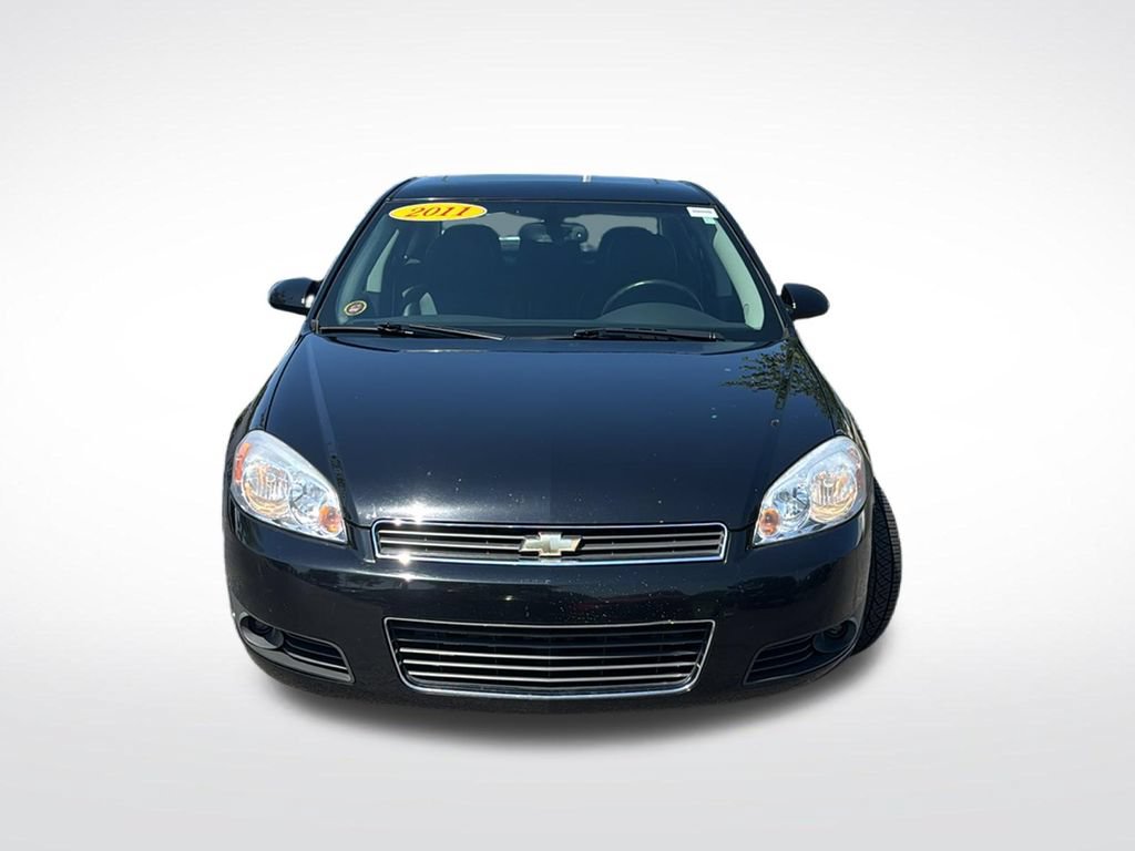 Used 2011 Chevrolet Impala LT w/ Luxury Edition Package FWD image 2