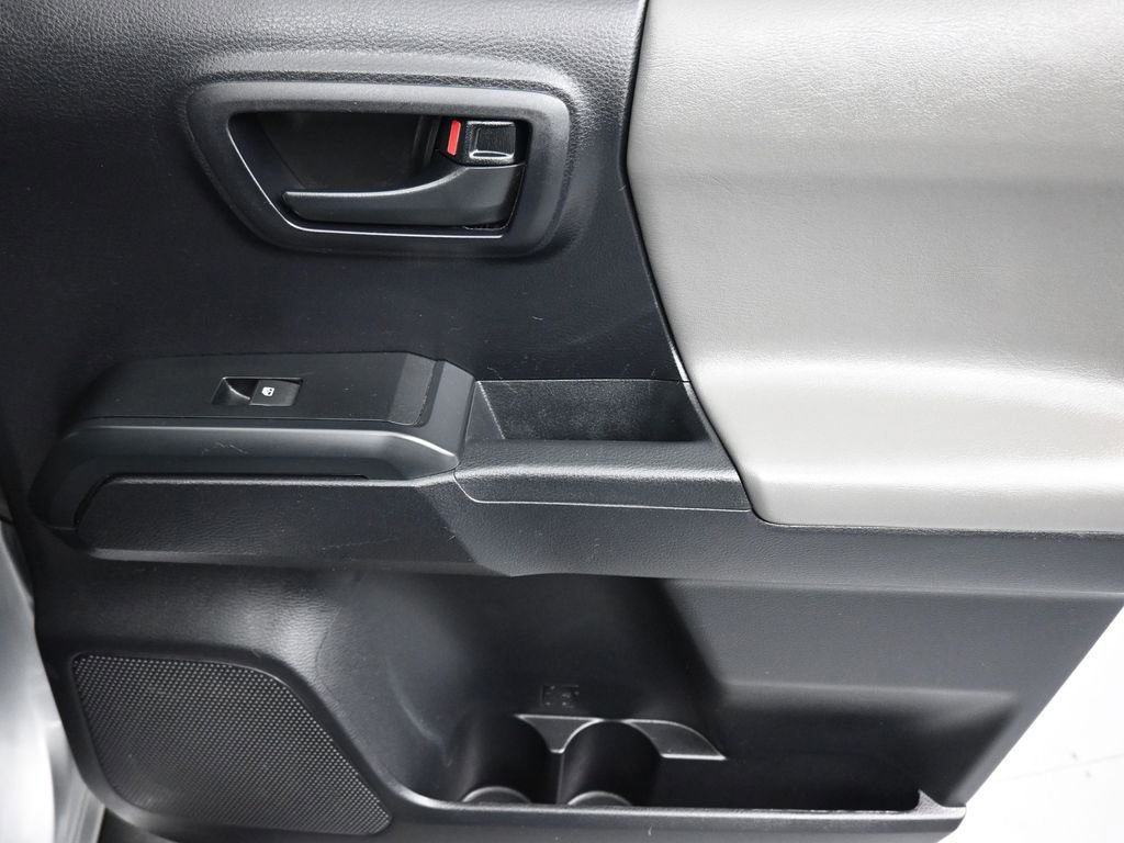 Used 2020 Toyota Tacoma SR w/ SR Convenience Package RWD image 38