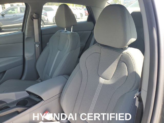 Certified 2026 Hyundai Elantra SE FWD image 11