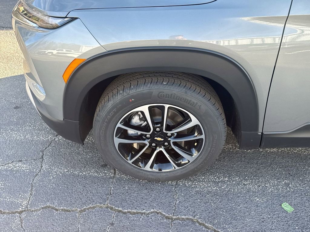 New 2026 Chevrolet TrailBlazer LT w/ LT Cold Weather Package FWD image 12