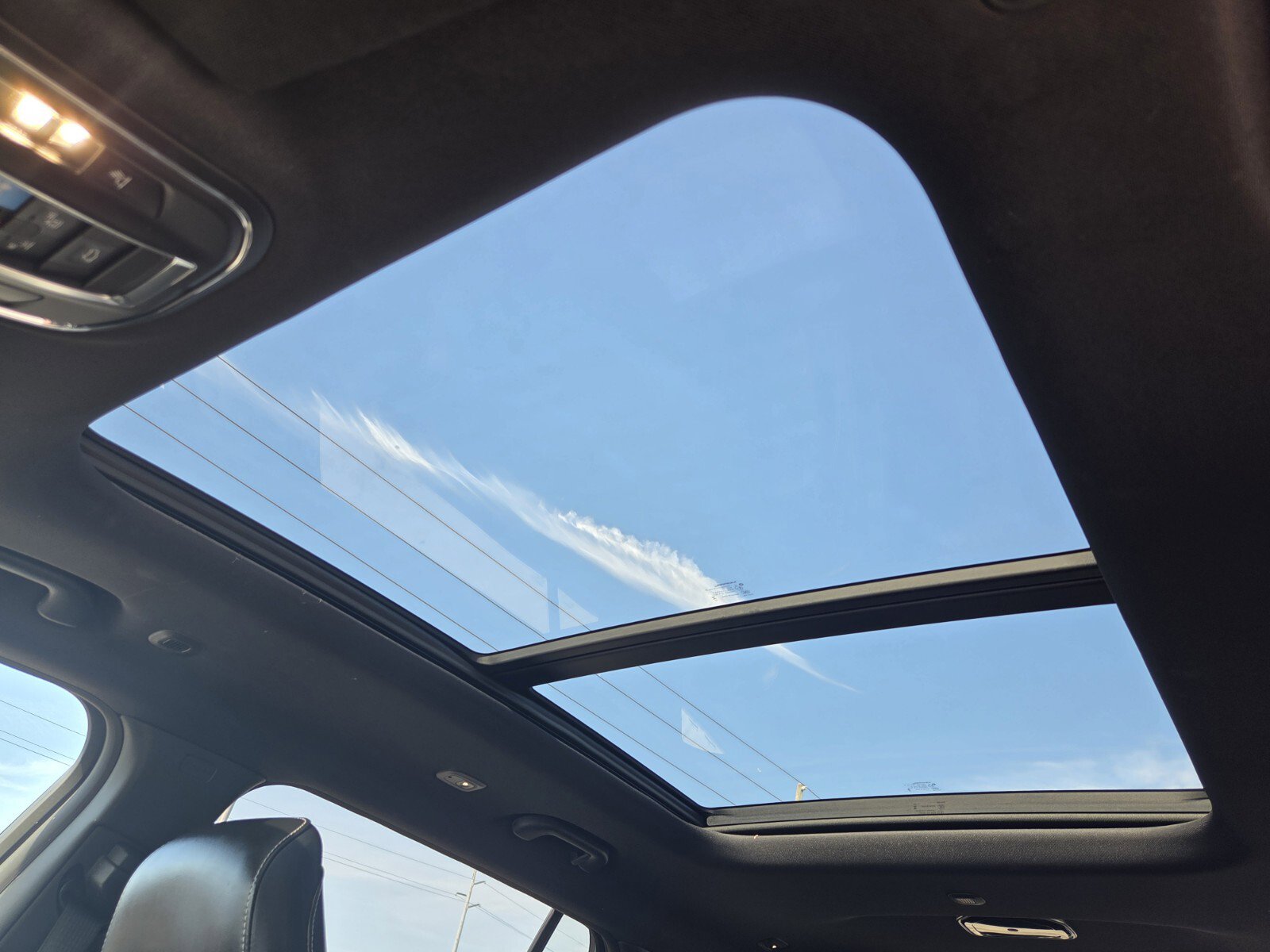 Used 2024 Jeep Grand Cherokee L Limited w/ Black Appearance Package image 13