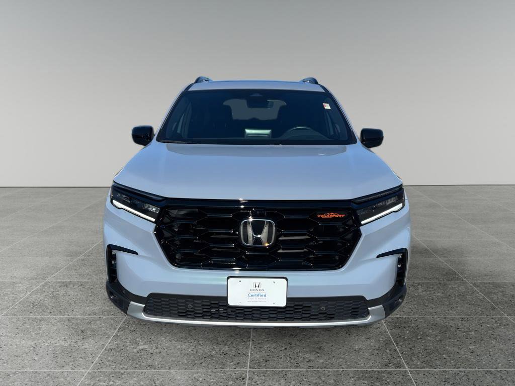 Certified 2025 Honda Pilot TrailSport image 2