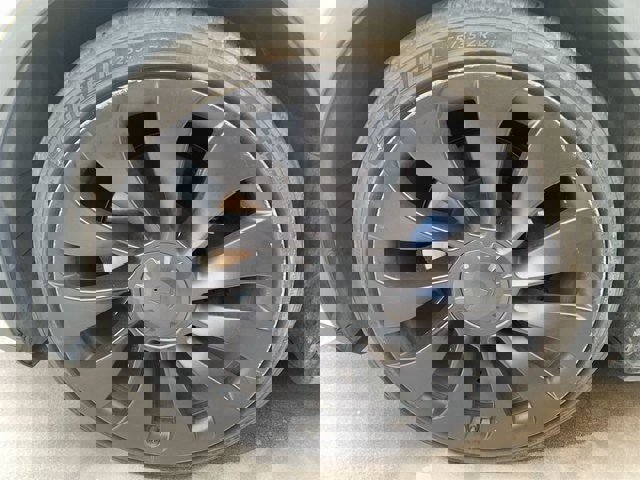 Used 2020 Tesla Model Y Performance image 12