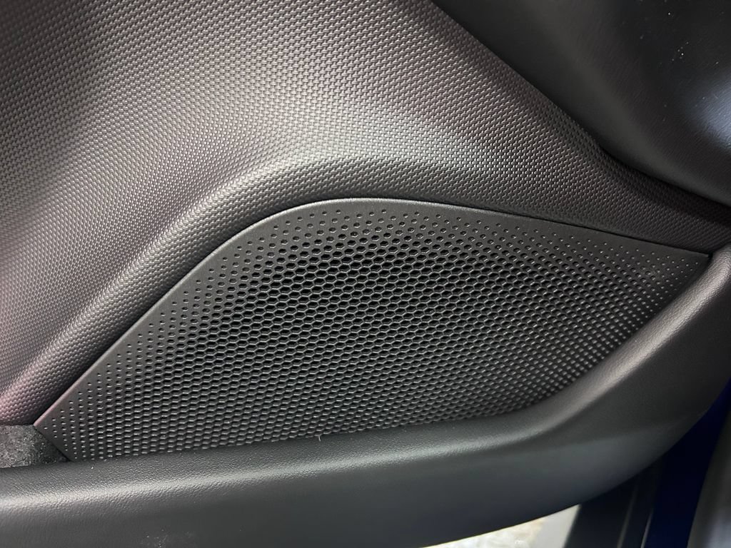 New 2026 Porsche Taycan 4S AWD/4WD image 10