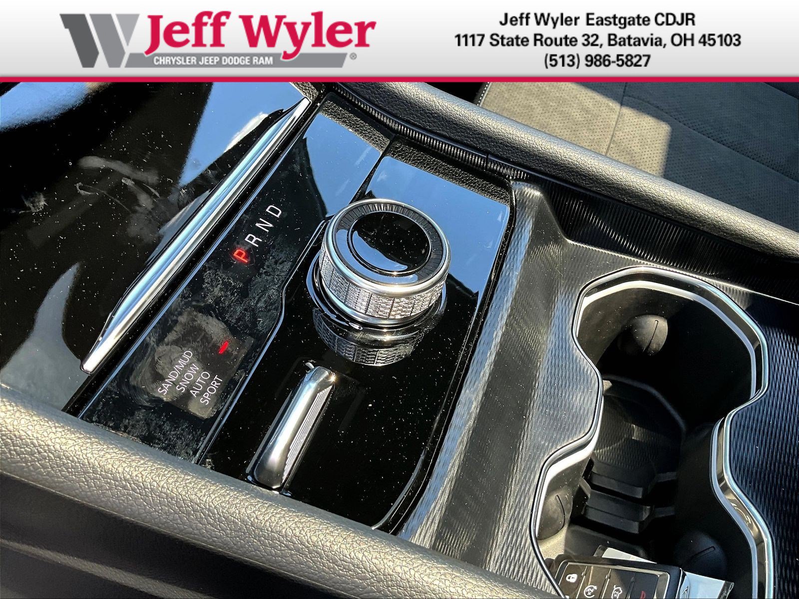 New 2026 Jeep Grand Cherokee Altitude AWD/4WD image 12