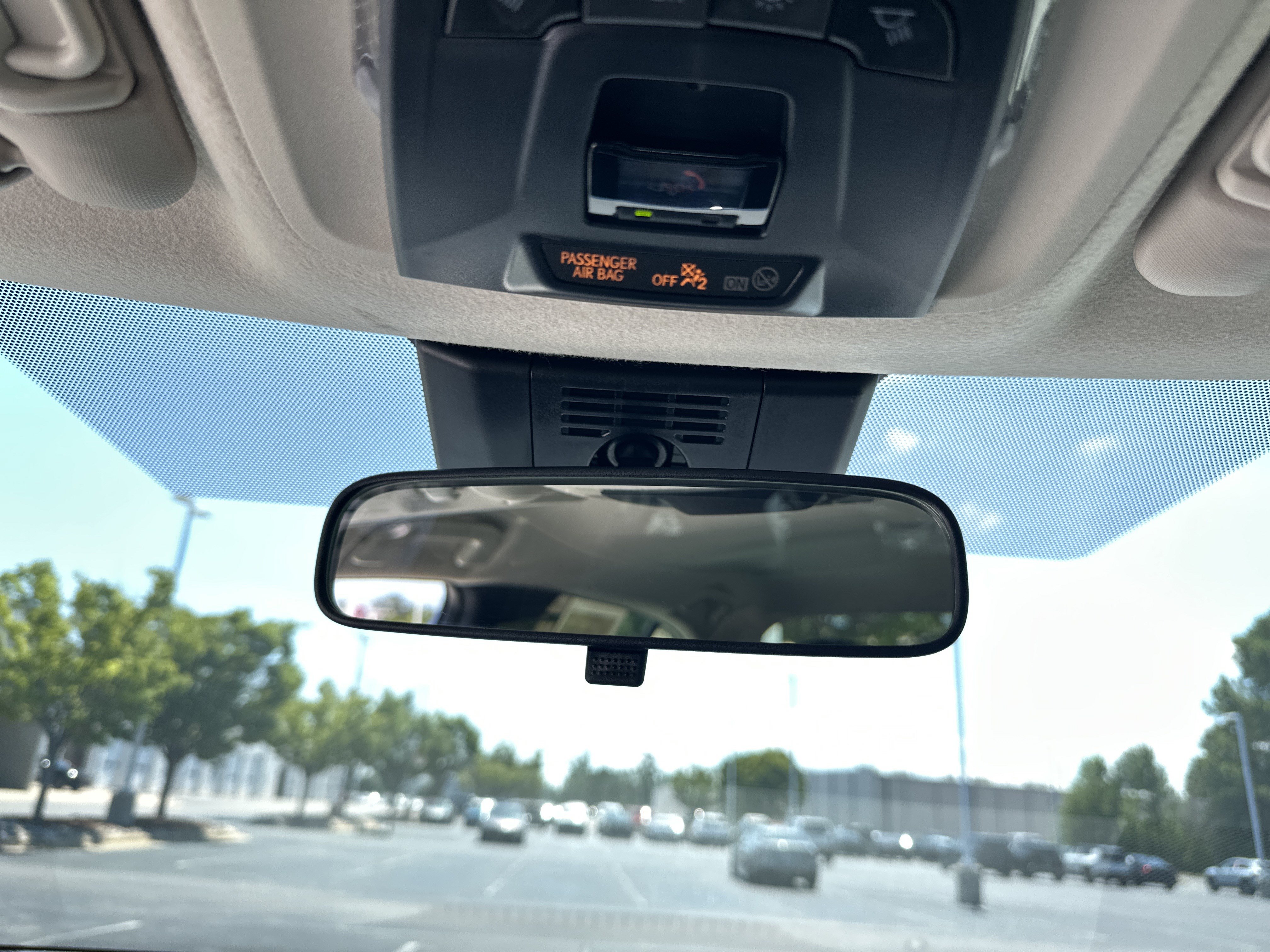 Certified 2025 Toyota Corolla LE FWD image 27