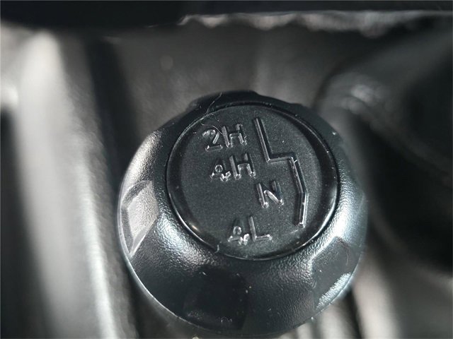 Used 2015 Jeep Wrangler Sport image 17