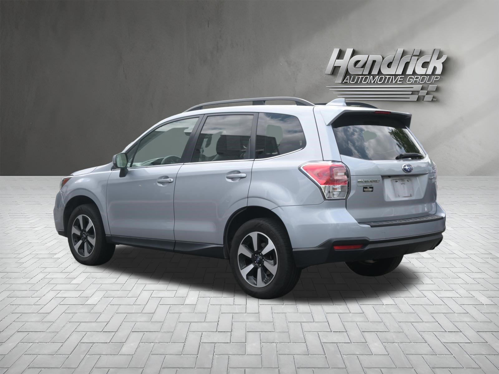 Used 2017 Subaru Forester 2.5i Limited w/ Popular Package #1 AWD/4WD image 7