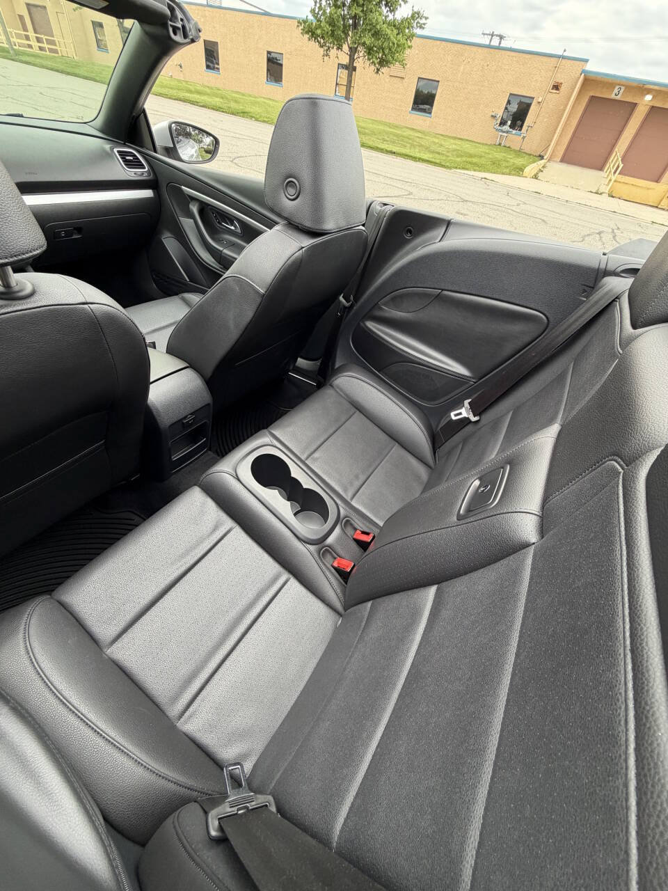 Used 2012 Volkswagen Eos Komfort FWD image 8