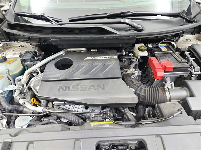 Used 2025 Nissan Rogue SL w/ Tech Package image 17