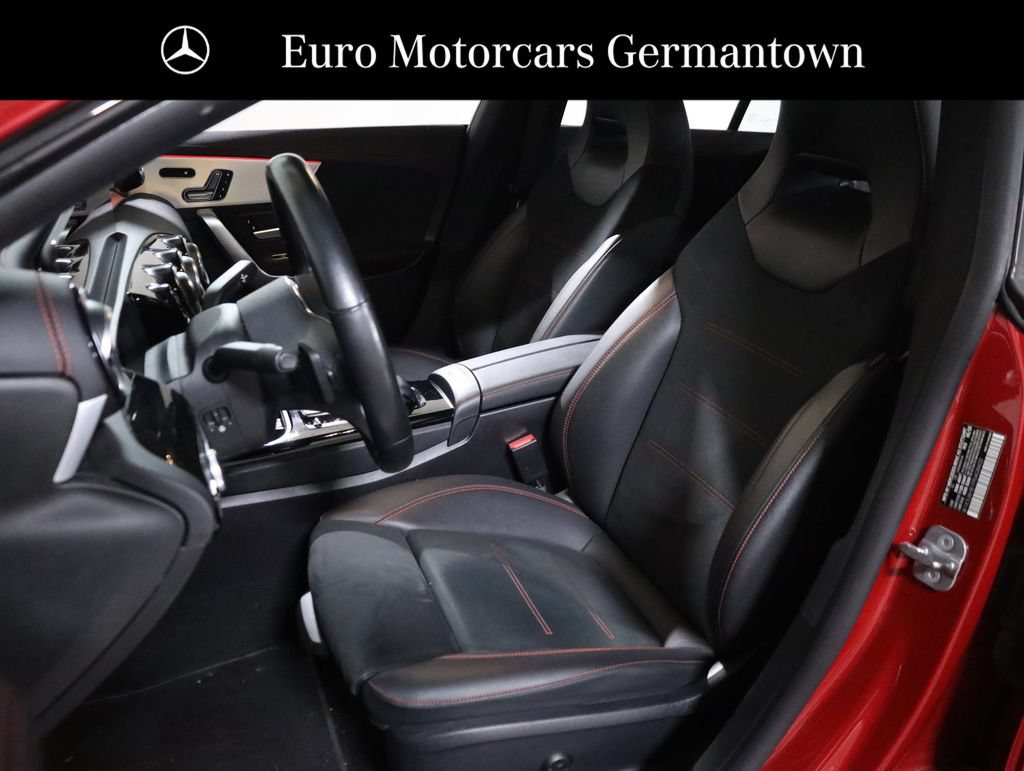 Used 2023 Mercedes-Benz CLA 250 4MATIC image 28