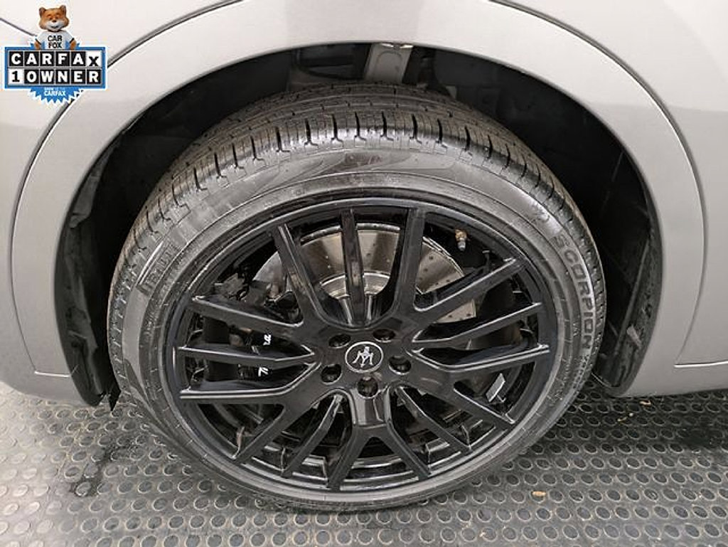 Used 2022 Maserati Levante Modena AWD/4WD image 7