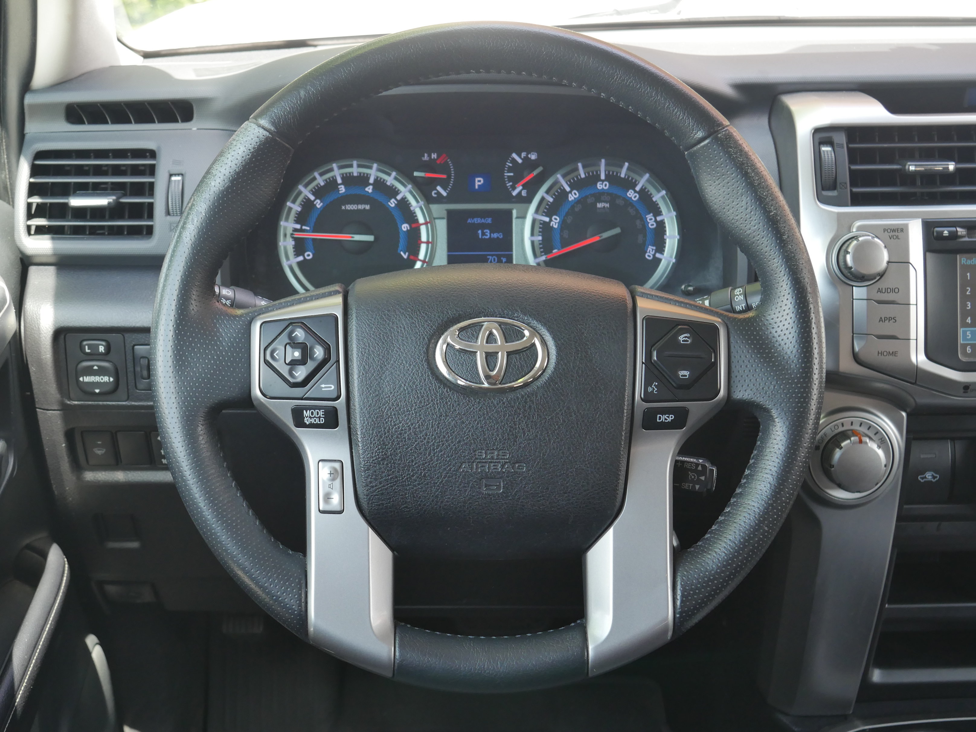 Used 2016 Toyota 4Runner SR5 AWD/4WD image 6