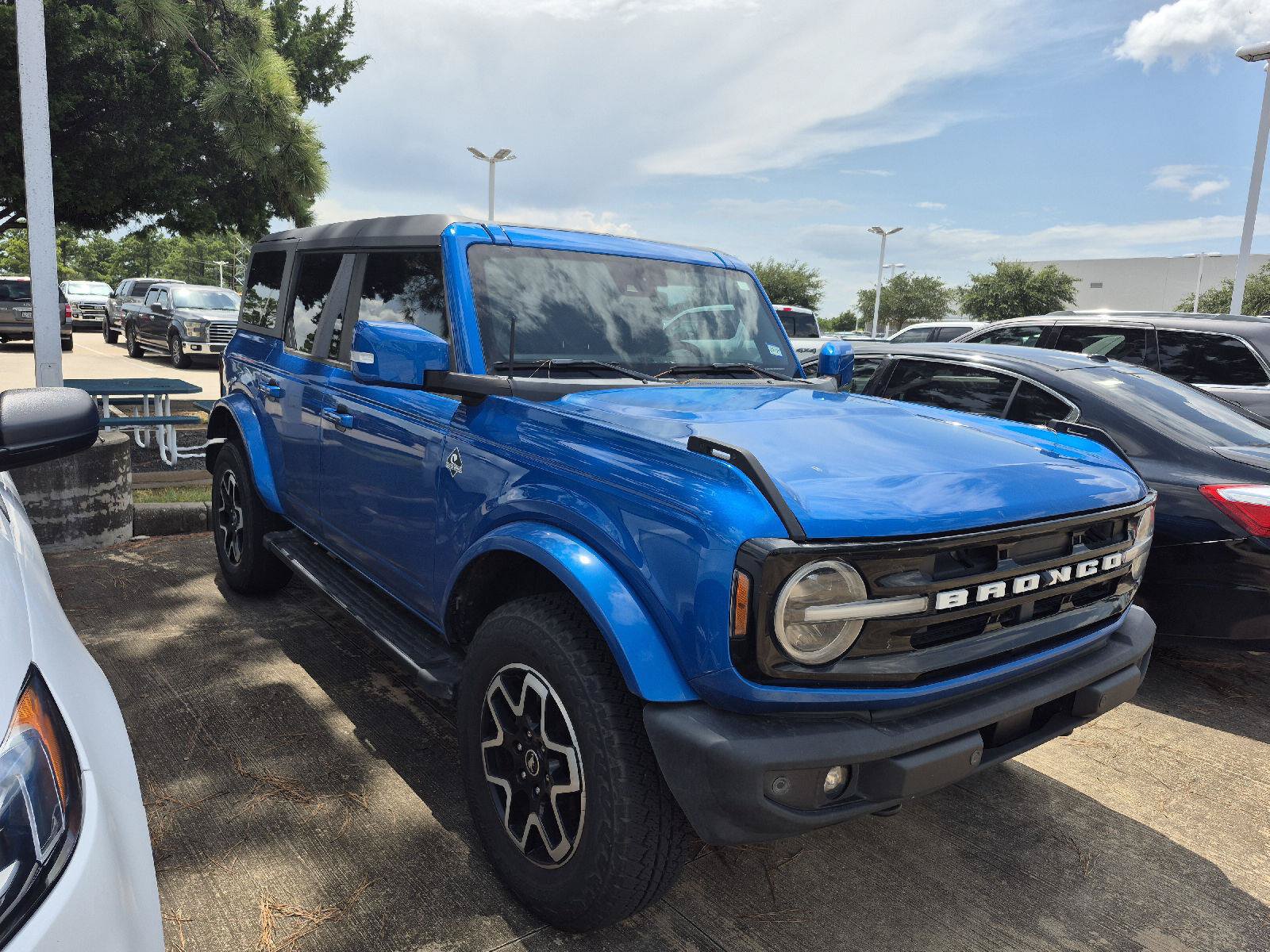 Certified 2023 Ford Bronco Outer Banks AWD/4WD image 15