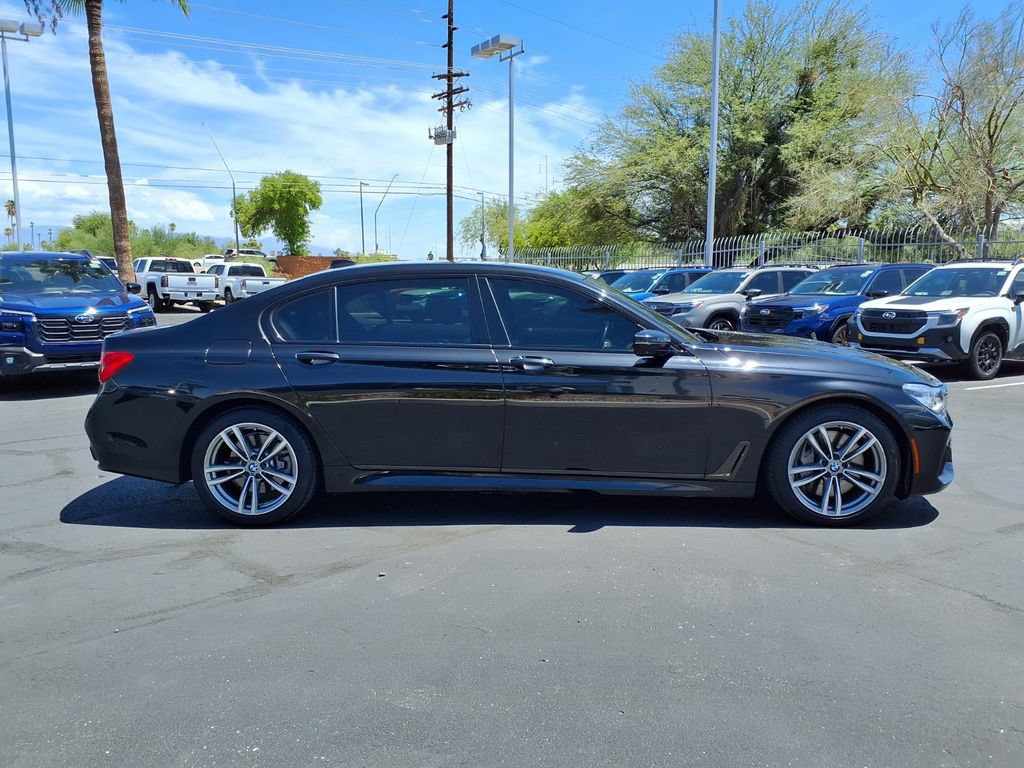 Used 2019 BMW 750i xDrive w/ M Sport Package AWD/4WD image 9