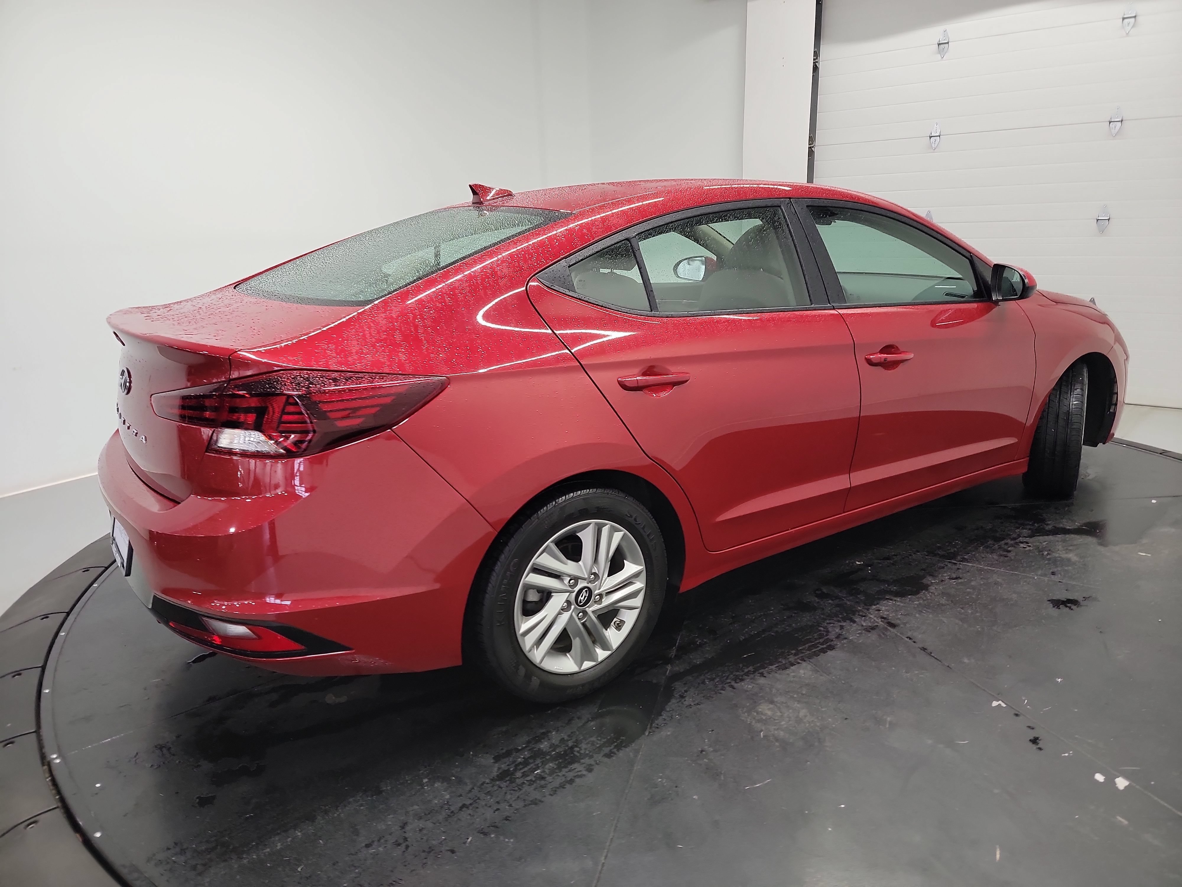 Used 2020 Hyundai Elantra Value Edition FWD image 9