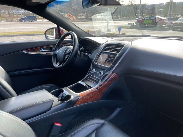 Used 2018 Lincoln MKX Reserve w/ Lincoln MKX Climate Package image 8