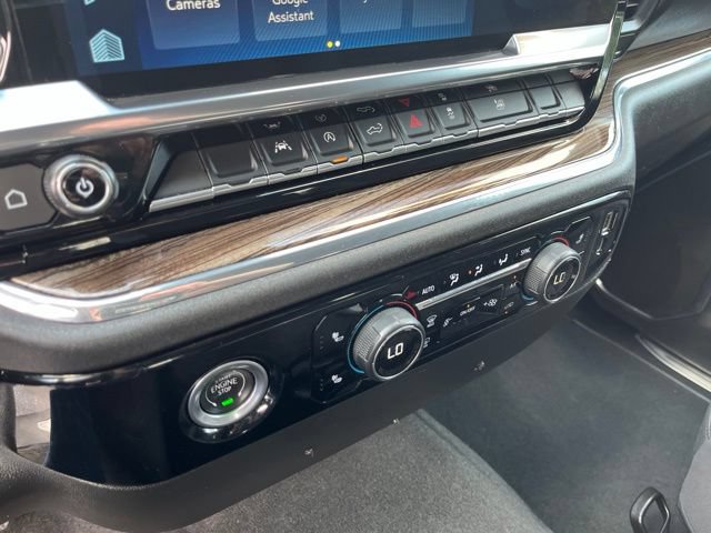 Used 2023 Chevrolet Silverado 1500 LT AWD/4WD image 27