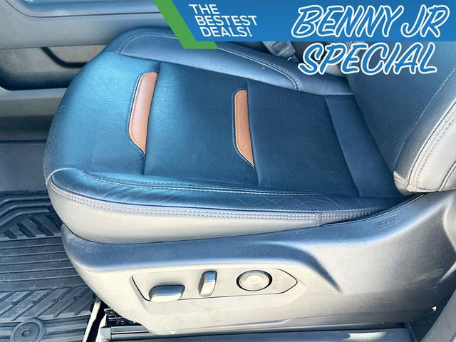 Used 2025 GMC Sierra 2500 AT4 w/ AT4 Premium Plus Package image 19