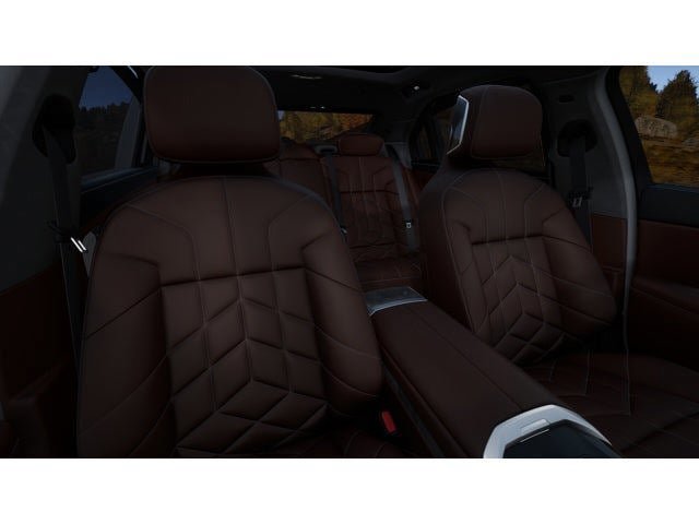 New 2027 BMW 740i w/ Executive Package RWD image 11