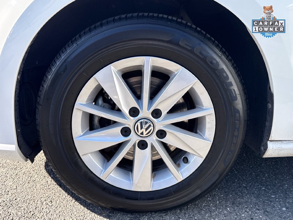Used 2019 Volkswagen Golf S w/ Driver Assistance Package FWD image 28
