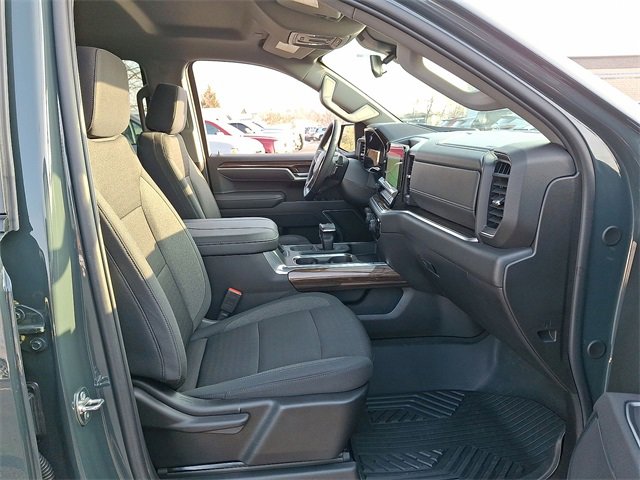 Certified 2025 Chevrolet Silverado 1500 LT image 26