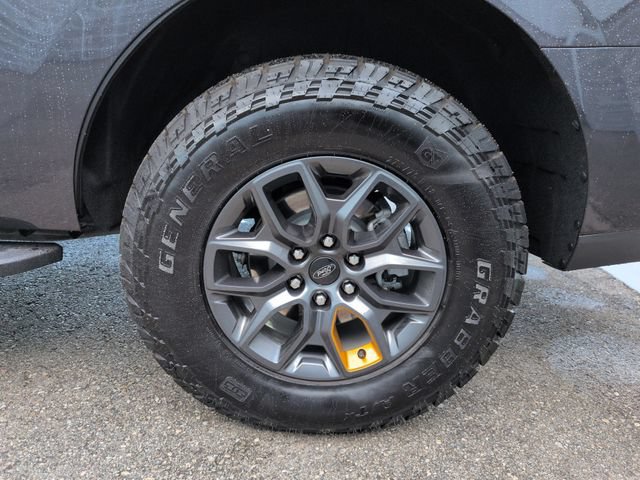 Used 2025 Ford Expedition Tremor AWD/4WD image 32