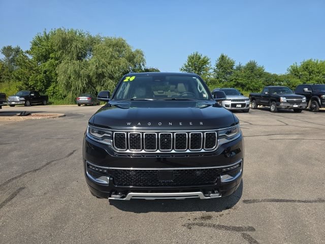 Used 2024 Jeep Wagoneer L Series II w/ Convenience Group I AWD/4WD image 5