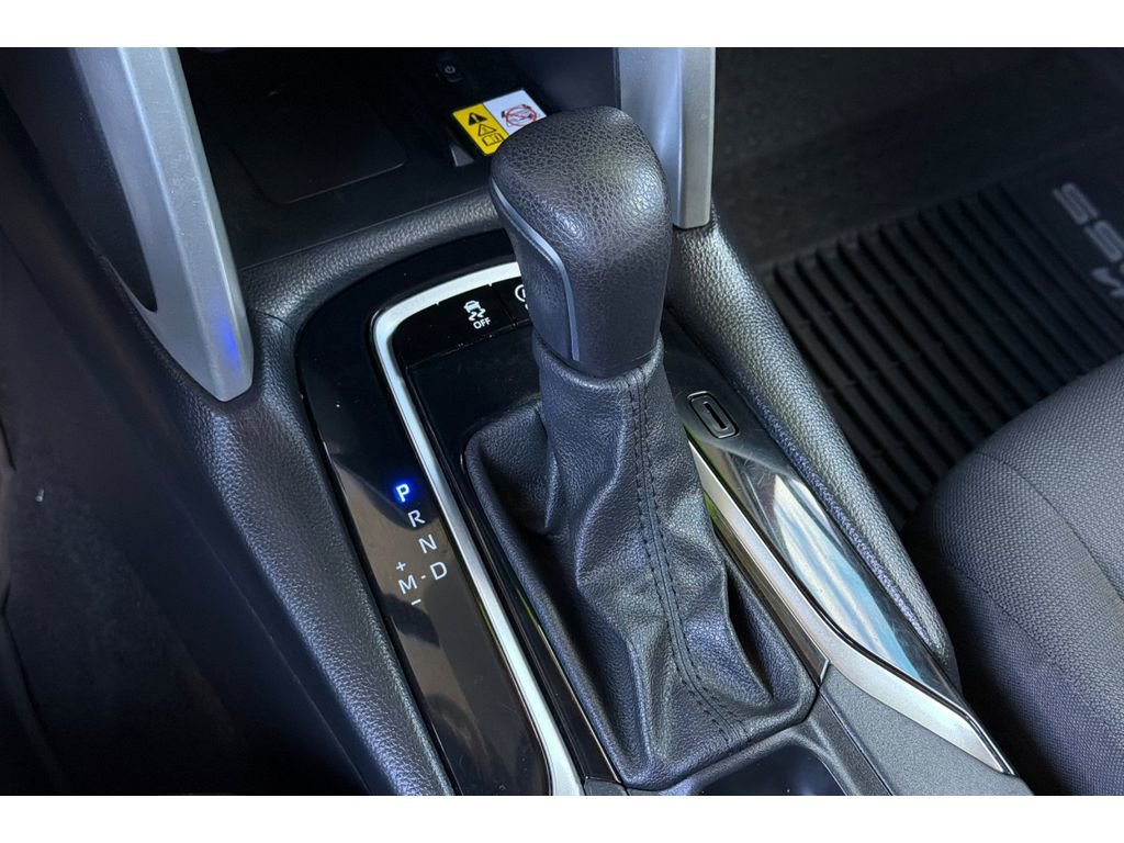 Used 2022 Toyota Corolla Cross LE AWD/4WD image 22