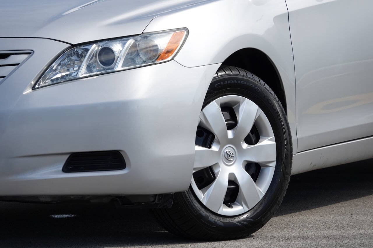 Used 2008 Toyota Camry FWD image 8
