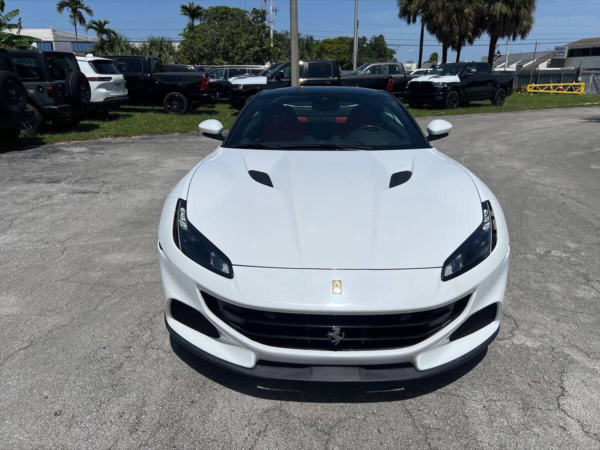 Used 2023 Ferrari Portofino M RWD image 3