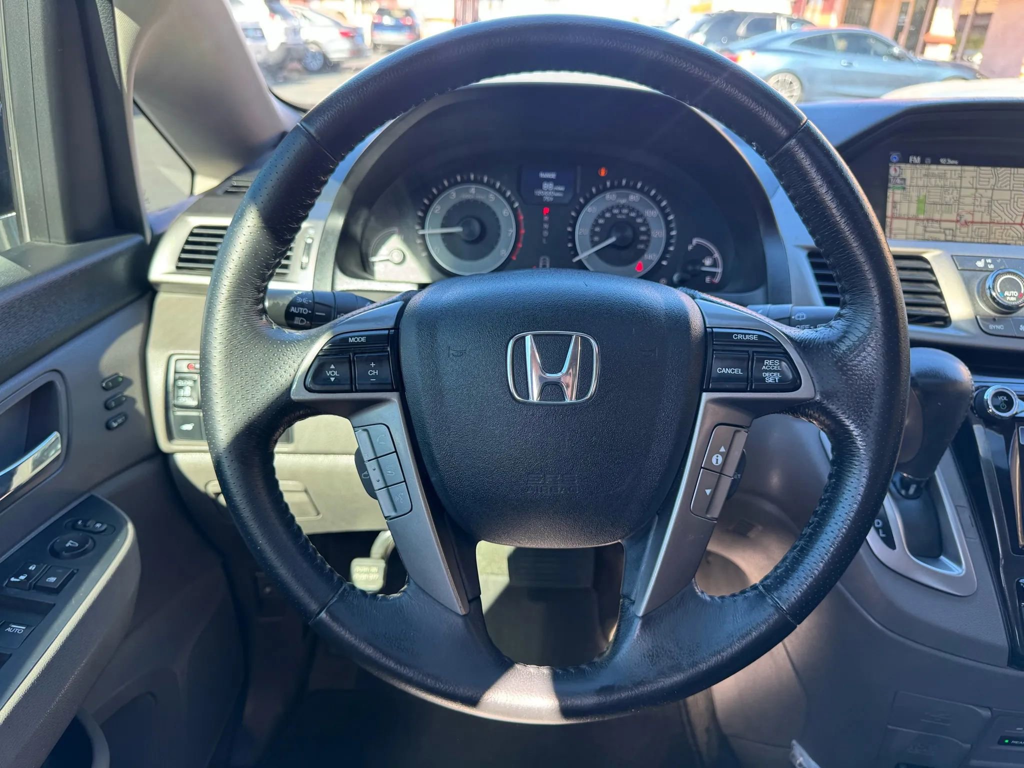 Used 2016 Honda Odyssey Touring image 16