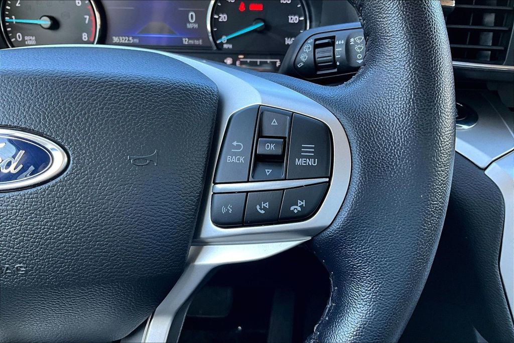 Used 2022 Ford Explorer XLT w/ Equipment Group 202A image 11