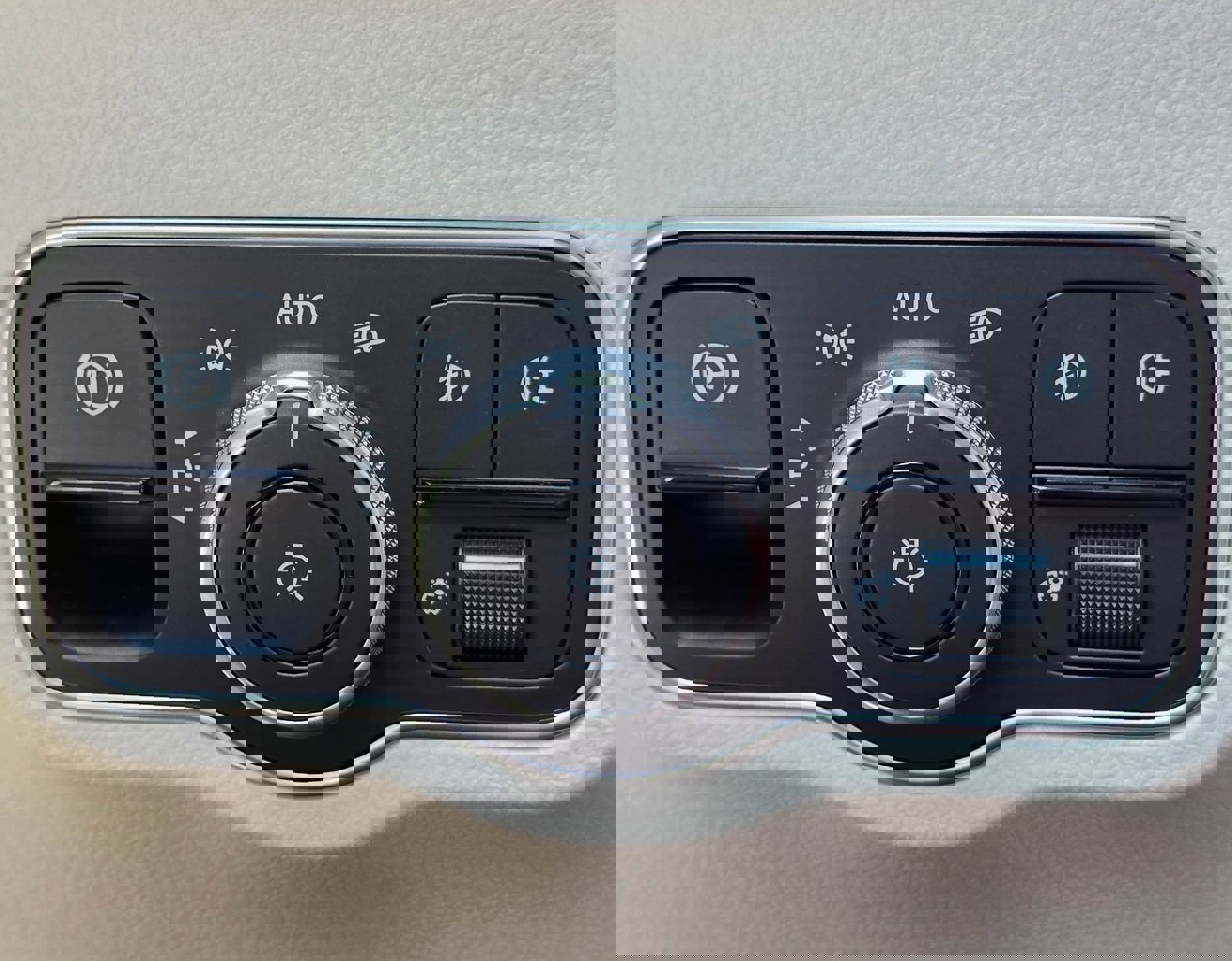 New 2026 Mercedes-Benz GLB 250 4MATIC image 29