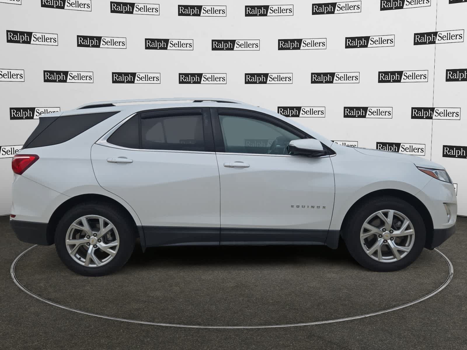 Used 2019 Chevrolet Equinox LT FWD image 7