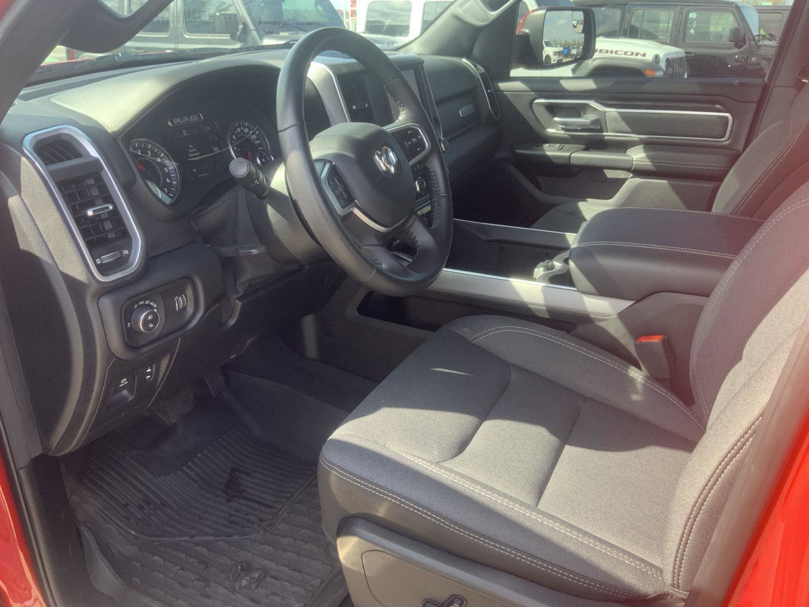 Used 2021 RAM 1500 Big Horn image 24