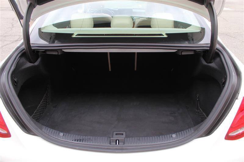 Used 2015 Mercedes-Benz C 300 4MATIC Sedan image 26